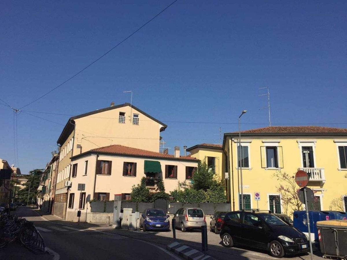 Scroce Apt Close To Prato Della Valle Padua Exterior foto